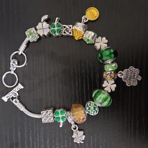 Willabee & Ward Toggle Charm Bracelet Shamrock Clover Celtic March St. Patrick's
